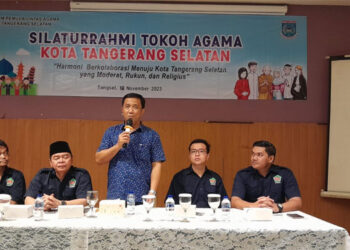 Sambut HUT Kota Tangsel, FPLA Tangsel Beri Penghargaan ke Benyamin Davnie