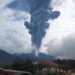 Gunung Marapi Erupsi, Muntahkan Batu dan Pasir