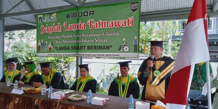 sekolah lansia fatmawati