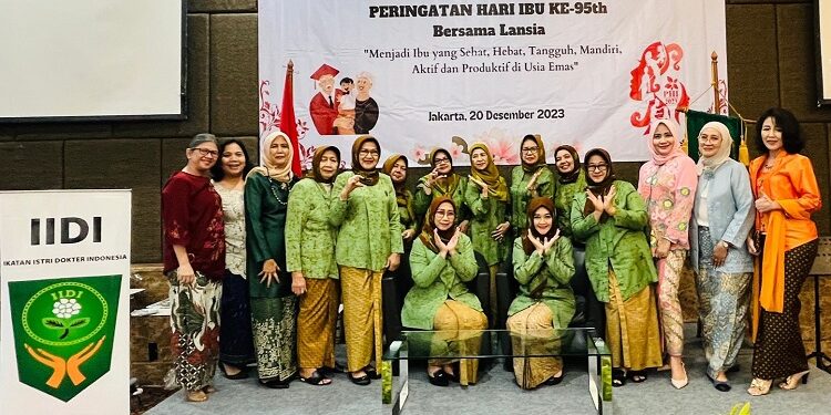 Peringati Ultah ke-69 dan Hari Ibu ke-95, IIDI Jaksel Gandeng Para Lansia