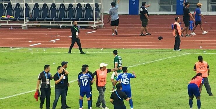 Duel PSIS Semarang vs PSS Sleman Rusuh