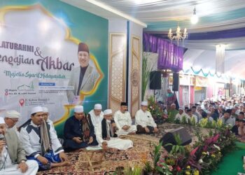 Ribuan Jamaah Majelis Syarif Hidayatullah Sambut Kedatangan Anies Baswedan