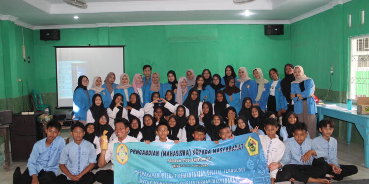 Mahasiswa Unpam Gelar Sosialisasi Microsoft Excel di MTs Mathul’ul Huda Parung Panjang