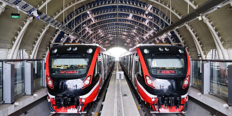 Sambut Libur Natal dan Tahun Baru, LRT Jabodebek Tambah Jumlah Perjalanan