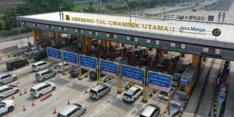 Gerbang Tol Cikampek. Foto: Jasa Marga