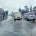 Hujan Deras Guyur Tangsel, Ruas Jalan di Pamulang 2 Digenangi Air Setinggi 60 Cm