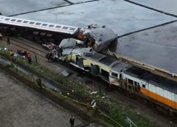 tabrakan kereta di bandung