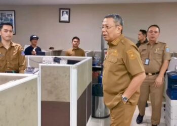 Benyamin Davnie Sidak Hari Pertama Masuk Kantor, yang Bolos Dipotong Tunjangan