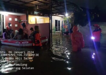 BPBD Tangsel: Ada 12 Lokasi Terdampak Banjir dan Longsor, 195 KK Mengungsi