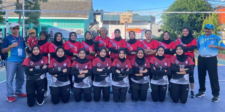 Keseruan Hari ketiga Turnamen Bola Voli Putri Dago Cup, Penonton dan Peserta Dapat Hadiah