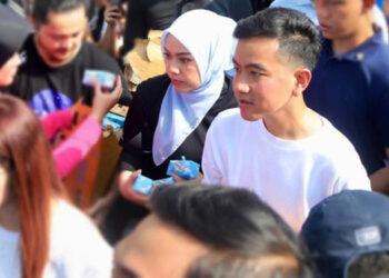 Putuskan Gibran Langgar Aturan saat Bagi-bagi Susu di CFD, Bawaslu Jakpus: Ada Unsur Politik