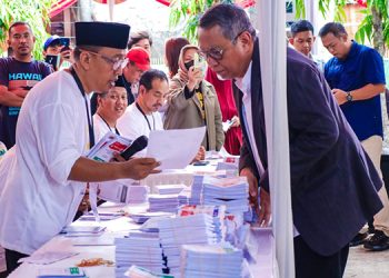 Pastikan Kesiapan Pemilu di Tangsel, Benyamin Ikuti Simulasi Pemungutan dan Penghitungan Suara