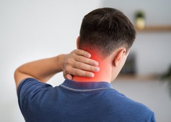 Jangan Disepelekan, Ini 7 Penyebab Sakit Kepala Belakang yang Wajib Kamu Ketahui!