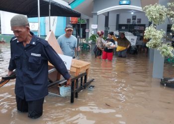 banjir di perumahan maharta pondok aren