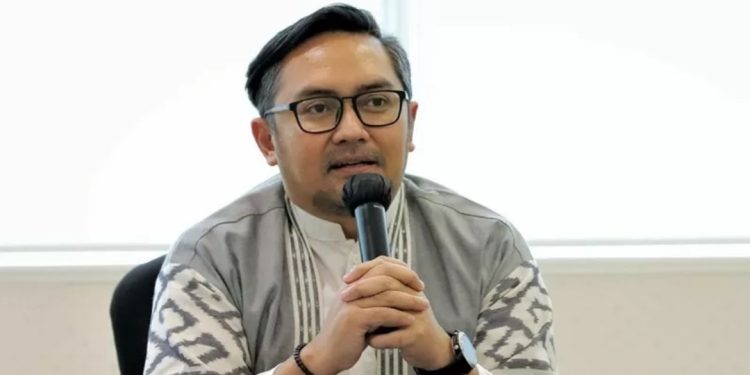 Prabu Revolusi Sebut Opini Personal Guru Besar Bukan Sikap Resmi Institusi
