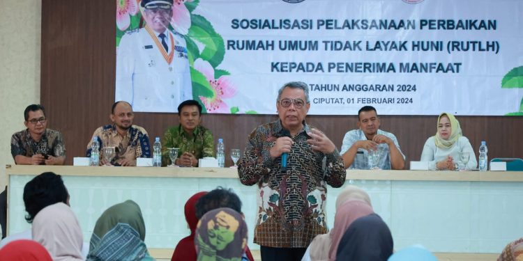Rumahnya Dibedah Pemkot Tangsel, Edi: Terimakasih Pak Wali Kota
