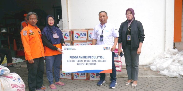 Tanggap Bencana Banjir, BRI Peduli Salurkan Bantuan Bagi Warga Terdampak di Grobogan dan Demak