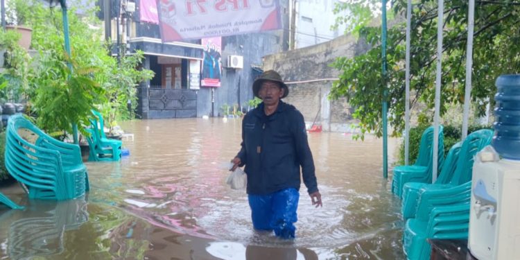 16 TPS Terdampak Banjir, Bawaslu Tangsel: Kita Usulkan Pemungutan Susulan Akhir Pekan