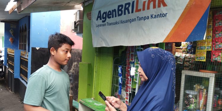 Tingkatkan Literasi Keuangan Masyarakat, AgenBRILink Ini Jadi Penyalur Kredit Ultra Mikro