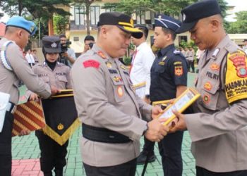27 Petugas Diberi Penghargaan dari Polres Tangsel, Dua Diantaranya Dapat Tiket Umrah