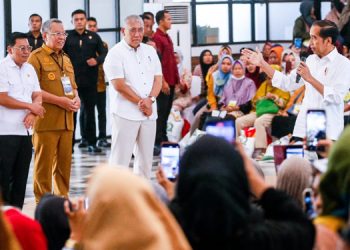Dampingi Jokowi Serahkan Bantuan Cadangan Pangan Beras, Benyamin Davnie Ungkap Harapan Ini