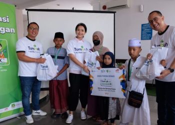 Berbagi Kebahagiaan di Bulan Suci Ramadan,  ACC Gelar Program CSR ”Tumbuh-kan Kebaikan” di Bali