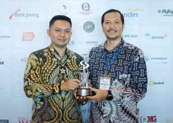 FIFGROUP Raih Penghargaan Mitra UMKM dalam UMKM Summit 2024