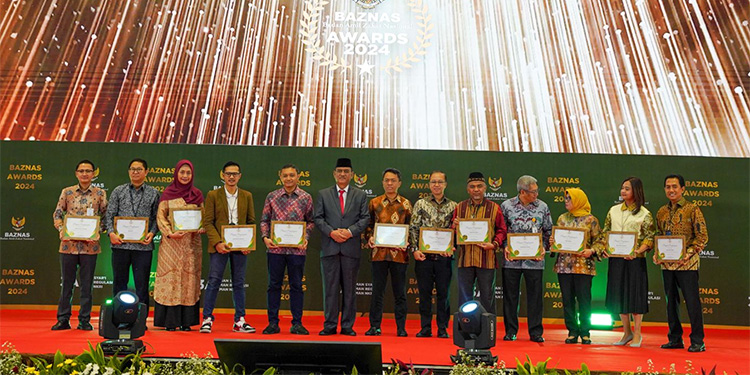 BRI Dinobatkan Sebagai Bank Penyedia Layanan Pembayaran Zakat Terbaik oleh BAZNAS