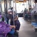 Simak! Ini Ketentuan Penumpang Diperbolehkan Berbuka Puasa di Dalam TransJakarta dan MRT