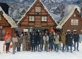 Rasakan Sensasi “Kehidupan di Kutub Utara” di Trans Snow World Bintaro