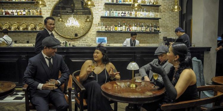 1920 lounge