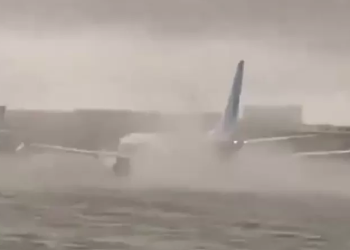 banjir bandara dubai