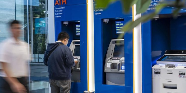 BRI Catat Setoran Tunai ATM Meningkat 24,5 Persen pada Periode Libur Lebaran 2024
