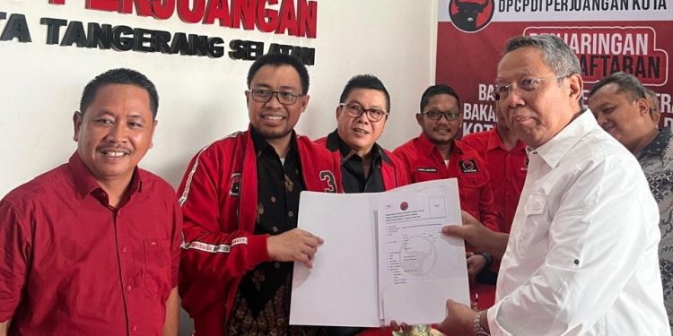 Benyamin Davnie Jadi Pendaftar Pertama Calon Kepala Daerah di PDIP Tangsel