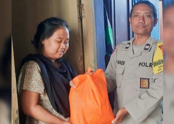 Kapolsek Ciputat Timur Beri Santunan Anak Yatim di Rengas