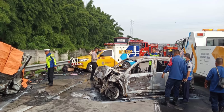 Sembilan Korban Tewas Kecelakaan Tol Japek KM 58 Warga Ciamis, Berikut Identitasnya