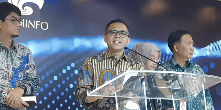 azwar anas