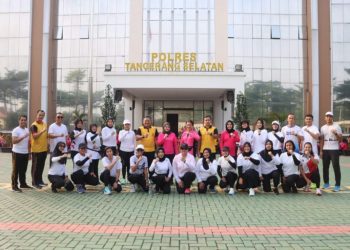 Sambut Kemala Run 2024, Polres Olahraga Bareng Bhayangkari Tangsel