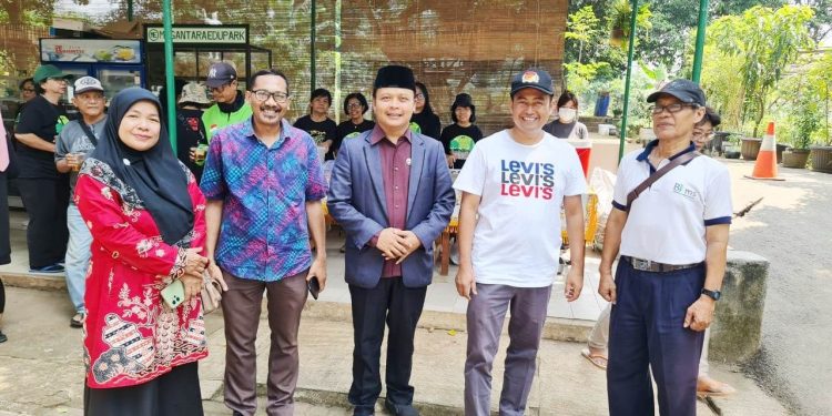 Pererat Persaudaraan, Gereja Santo Barnabas Paroki Pamulang Gelar Rabu Berkat