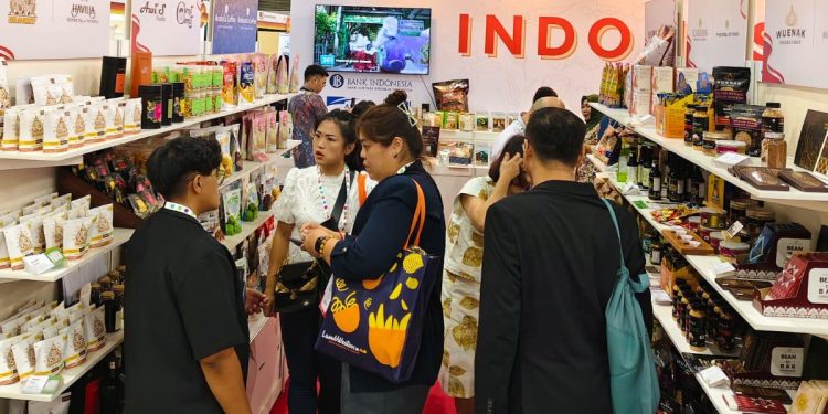 Dukung UMKM Go Global, BRI Berangkatkan 8 UMKM untuk Ikuti Pameran FHA Food & Beverage 2024 di Singapore