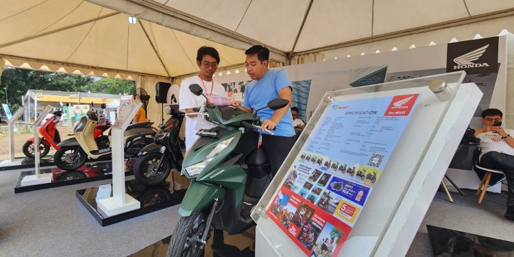 Puncak HUT ke-35 FIFGROUP:  Flash Promo Honda Beat, Diskon Lebih 80%