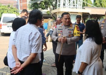 Kapolres Tangsel Pantau Kegiatan Ibadah di Gereja Katolik St Monika