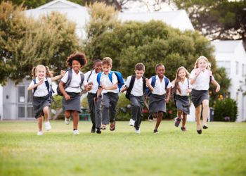 Orangtua Wajib Tahu, Ada 8 Tips Memilih Sekolah Terbaik untuk Anak