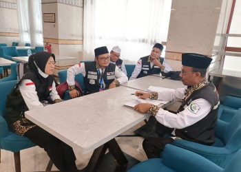 Kantor Sektor 4 Madinah Berikan Arahan Kepada Ketua Kloter 24 JKG