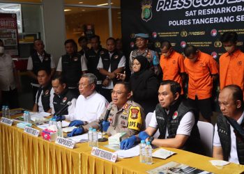 Ungkap Tempat Produksi Tembakau Sintetis, Sat Resnarkoba Polres Tangsel Amankan 3 Tersangka Beserta Barang Bukti