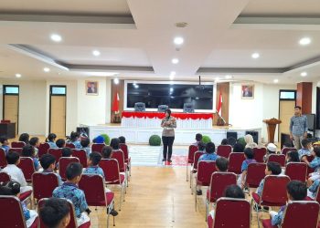 Sat Lantas Polres Tangsel Kenalkan Profesi Polisi Kepada Anak-anak TK Nusa Indah