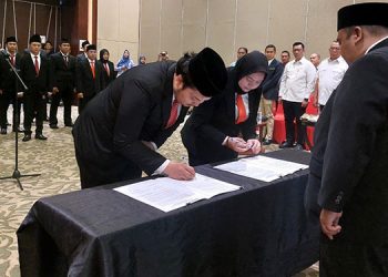 Dilantik, 21 Panwascam se-Kota Tangsel Diingatkan soal Integritas