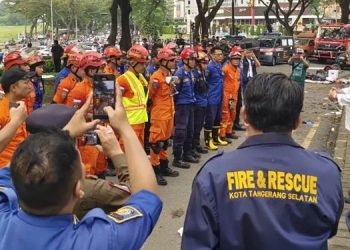Wali Kota Tangsel Sampaikan Duka Cita Mendalam Atas Jatuhnya Pesawat Latih di Lapangan Sunburst BSD