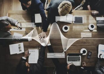 Leverage dalam Manajemen Keuangan: Definisi, Jenis, dan Dampaknya