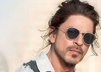 Shah Rukh Khan Kembali Eksis, Usai Terserang Heatstroke (Serangan Panas)
